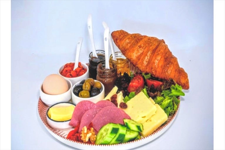 Urla 120 Lezzet‘te Kruvasan Dahil Birbirinden Lezzetli Kahvaltı Seçenekleri