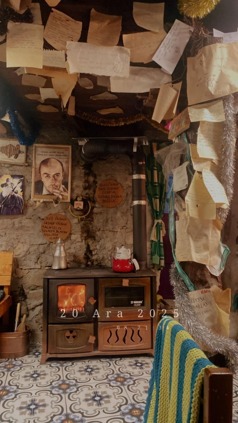 Urla Barbaros Köyü Mell10 House'da Hafta içi Enfes Lezzetler Eşliğinde Serpme Köy Kahvaltısı