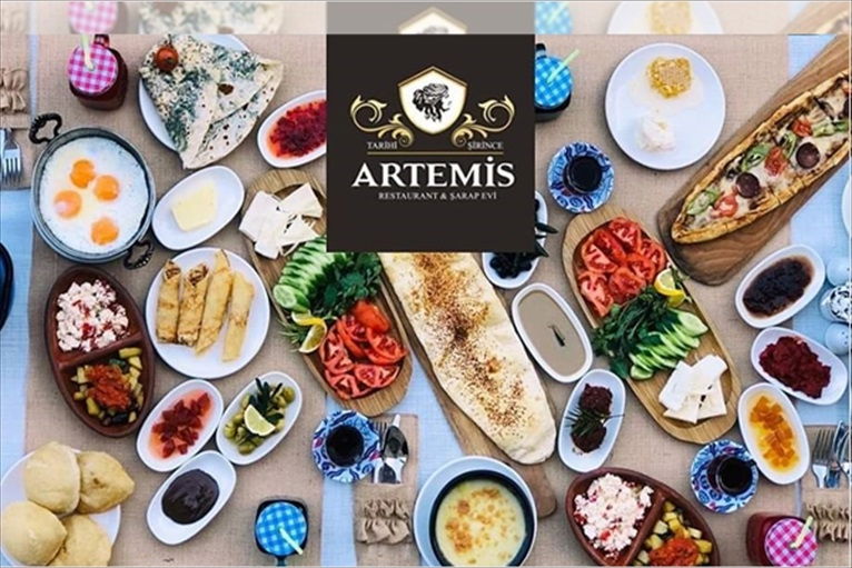 Artemis Restaurant Şirince'nin Eşsiz Güzelliklerine Nazır Ödüllü Serpme Köy Kahvaltısı
