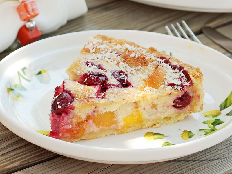 Kayısılı Kirazlı Tart