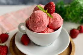 Sütlü Meyveli Dondurma