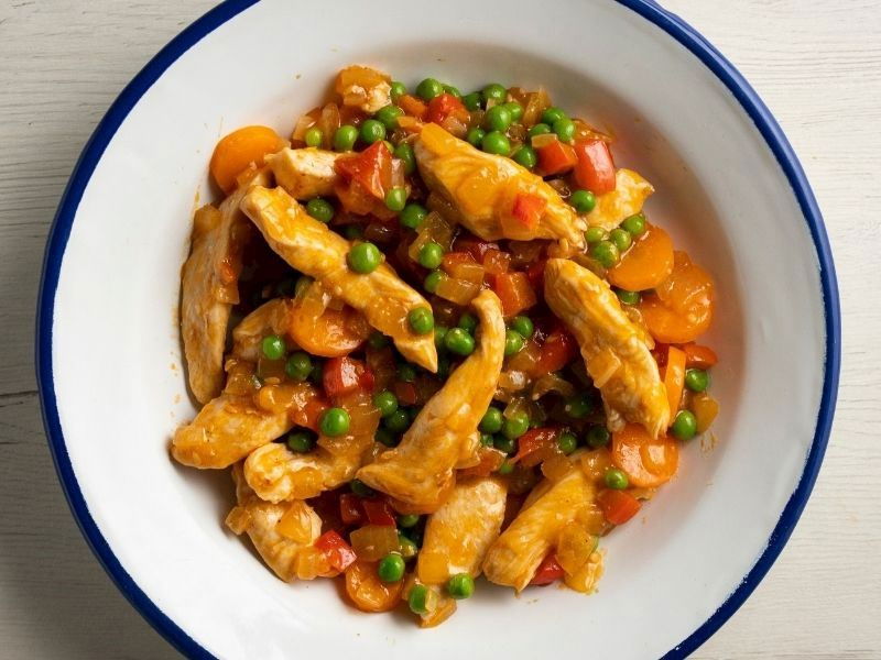 Brendili Elmalı Tavuk