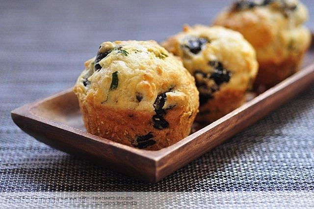 Peynir Kremalı Zeytinli Ekmek