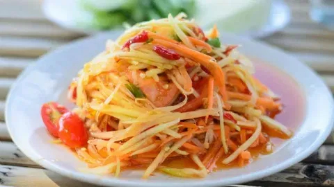 Hindistan Cevizli Havuç Salatası