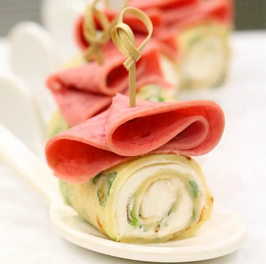 Peynirli Jambonlu Krep (Palatschinken)