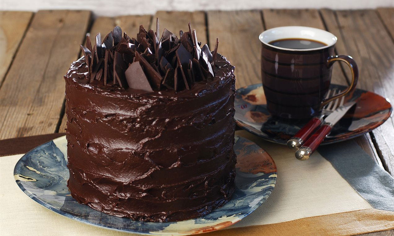 Çikolatalı Fındıklı Pasta