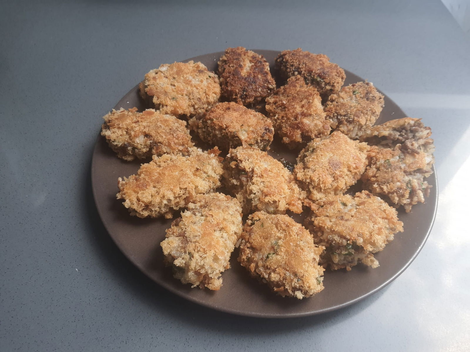 Susamlı Kadın Budu Köfte