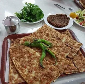 Etli Ekmek