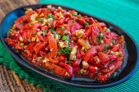 Kırmızı Biber Salatası