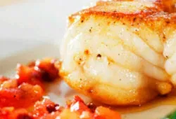 Domatesli Fener Balığı