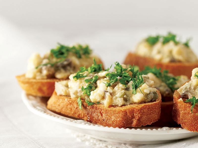 Mayonezli Peynirli Kanepe