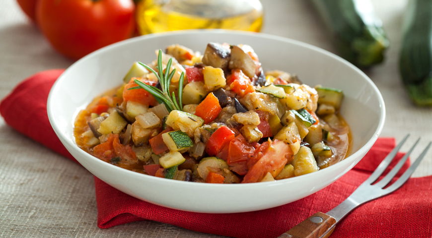 Sebze Yahnisi Fesleğenli