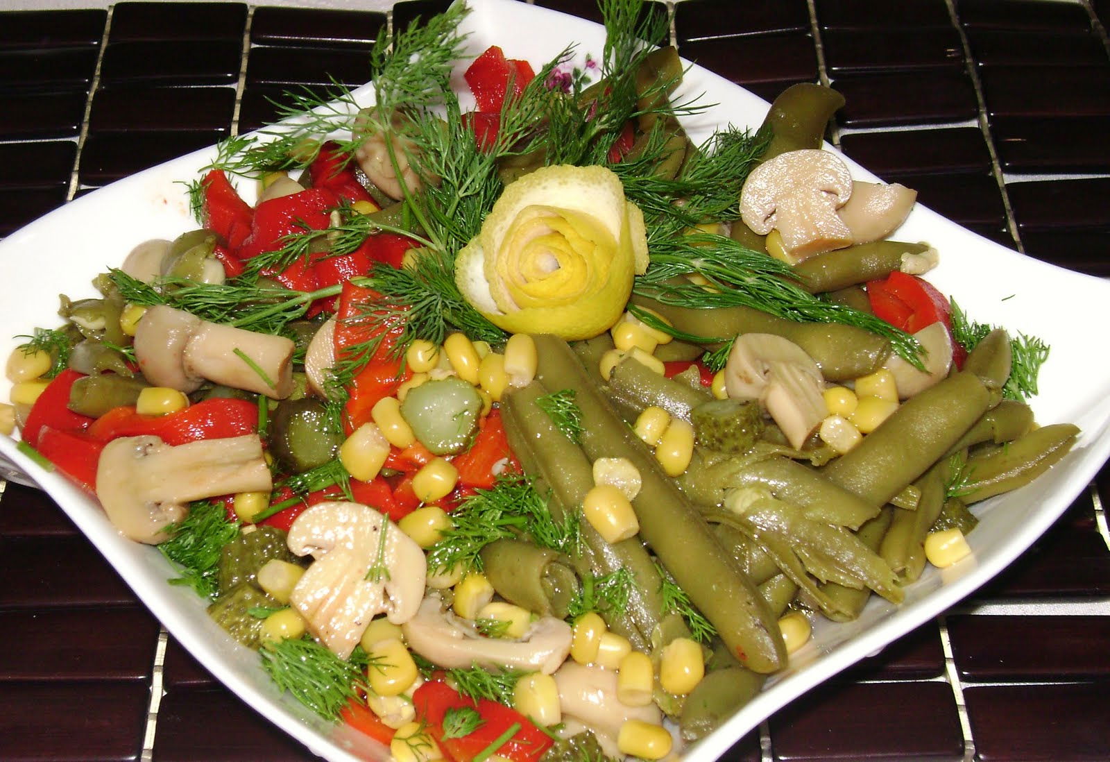 Mantar ve Kereviz Salatası