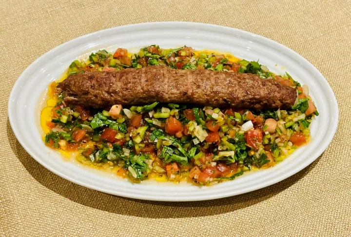Altı Ezmeli Kıyma Kebabı
