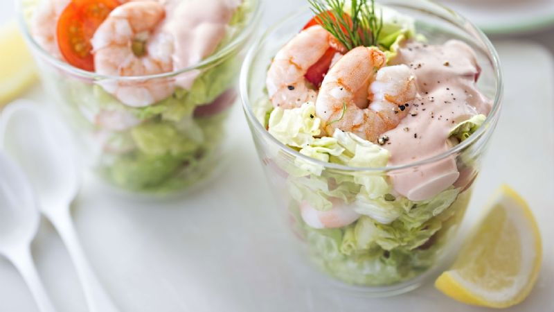 İki Katlı Kokteyl Salata