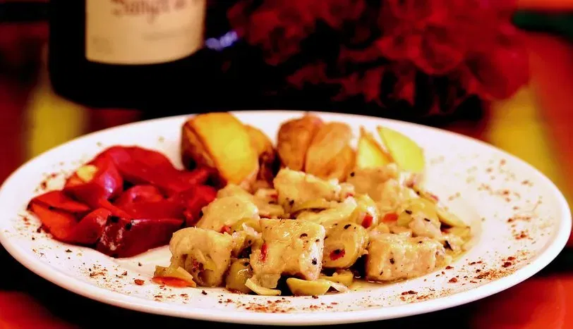 Beyaz Şaraplı Tavuk