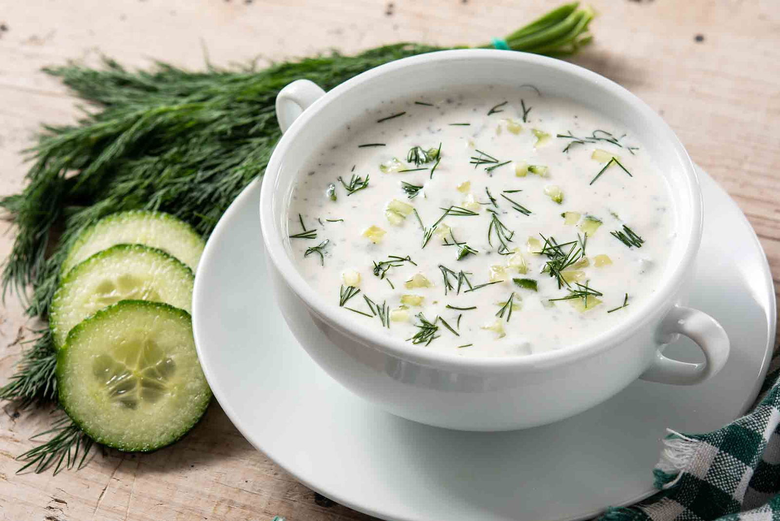 Salatalık Çorbası