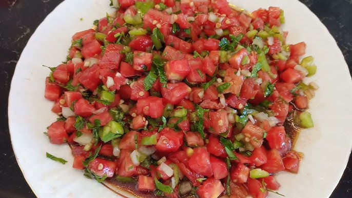 Domates Salatası