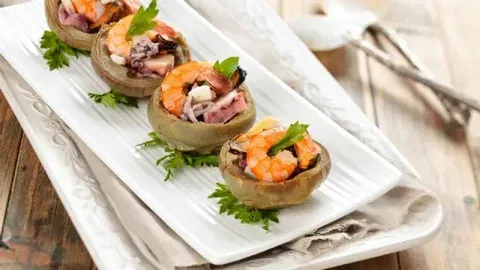 Enginarlı Karides Salatası