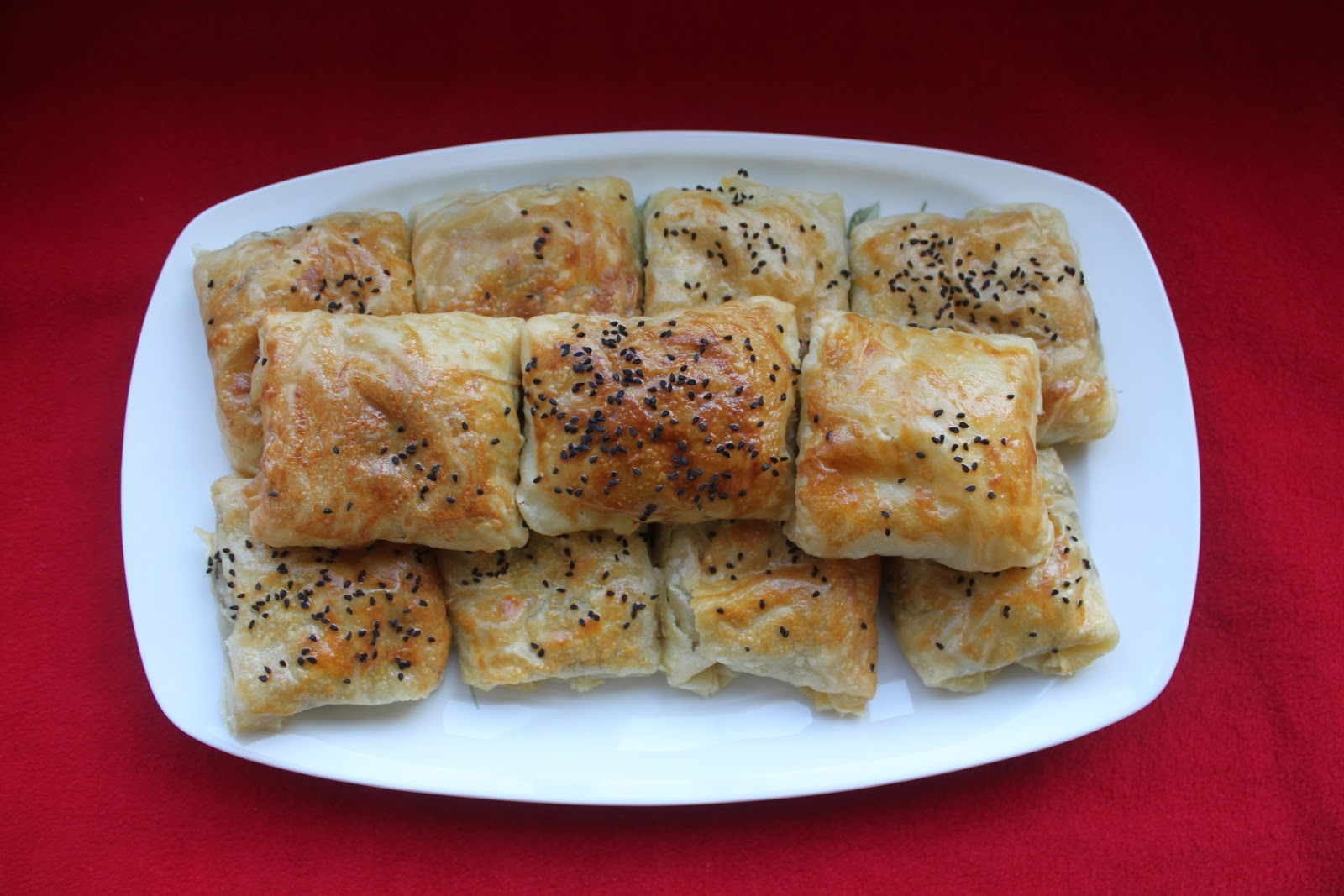 Mantarlı Tepsi Böreği