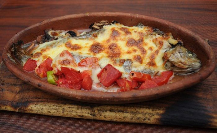 Kiremitte Levrek Balığı