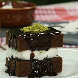 Dondurmalı Brownie