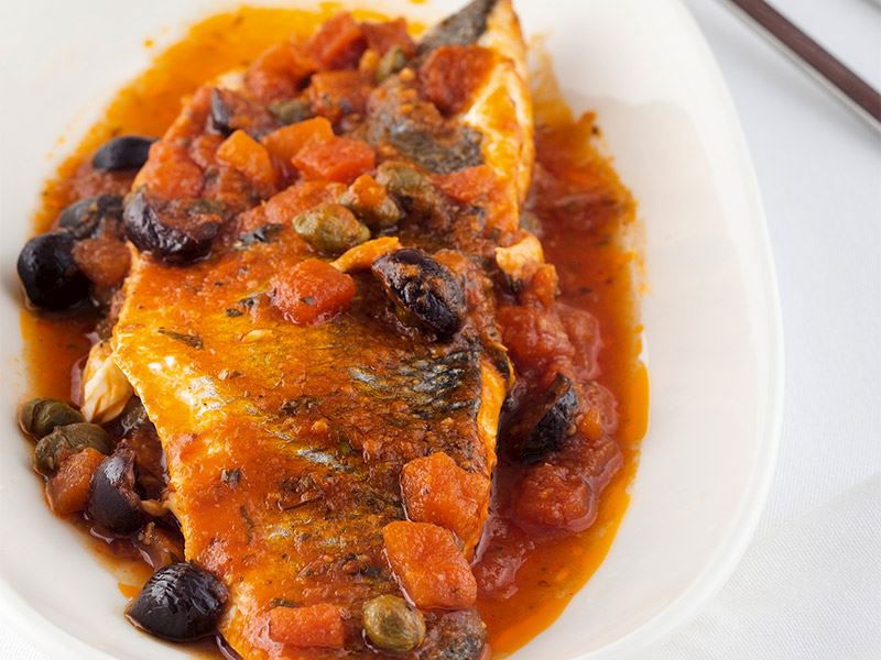 Portekiz Usulü Salçalı Levrek