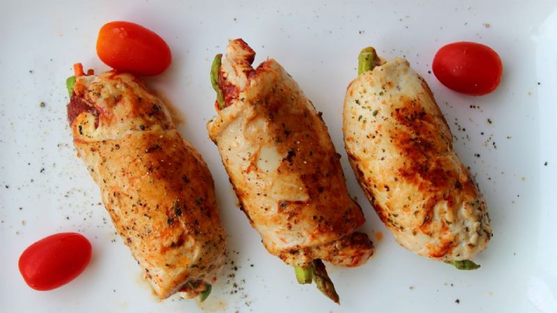 Maydanoz Soslu Tavuk Sarma