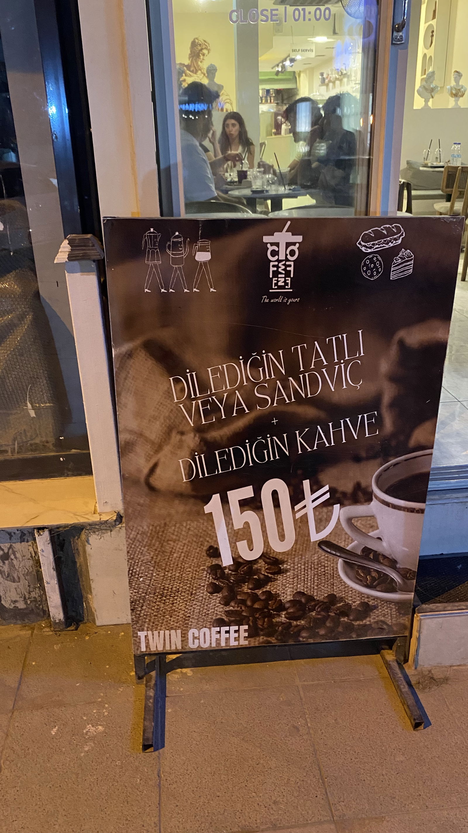 Tatlı Veya Sandviç + Kahve 150₺
