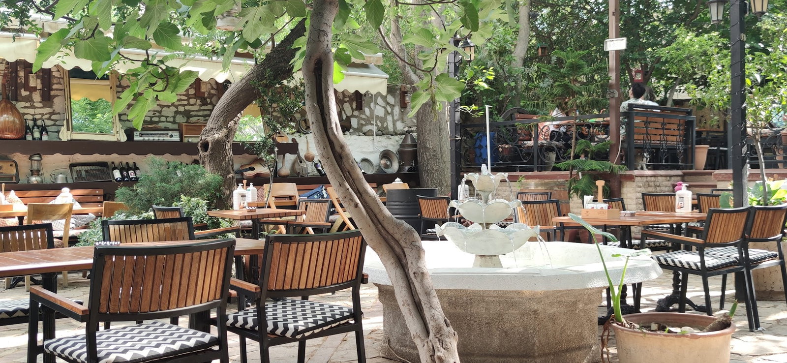 Teras Wine House Beer Garden