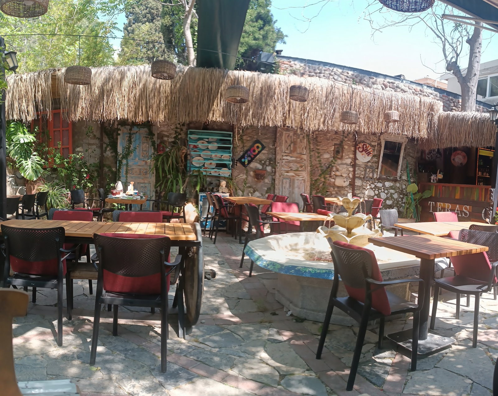 Teras Wine House Beer Garden