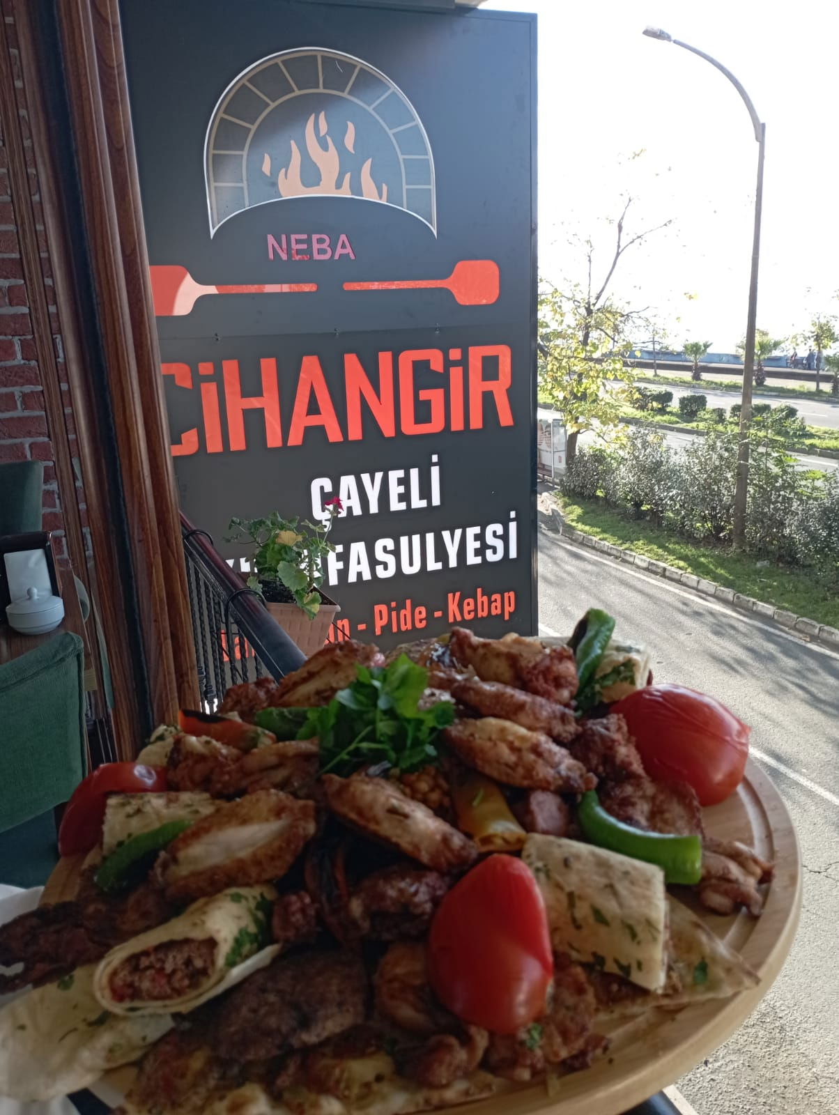 Antakya Restoran • Ci̇Hangi̇R