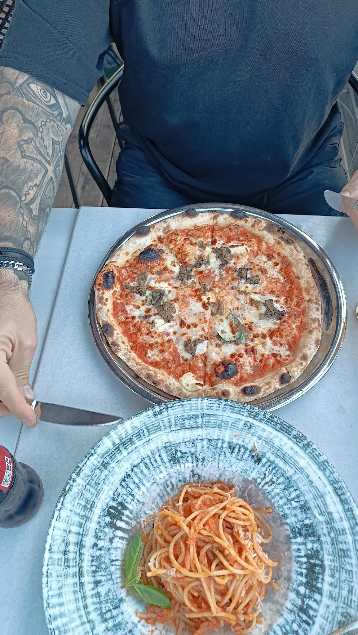 'Dut Restaurant Cafe Bar