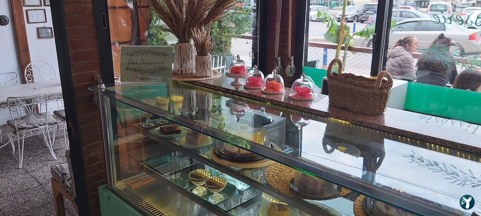 'Dut Restaurant Cafe Bar