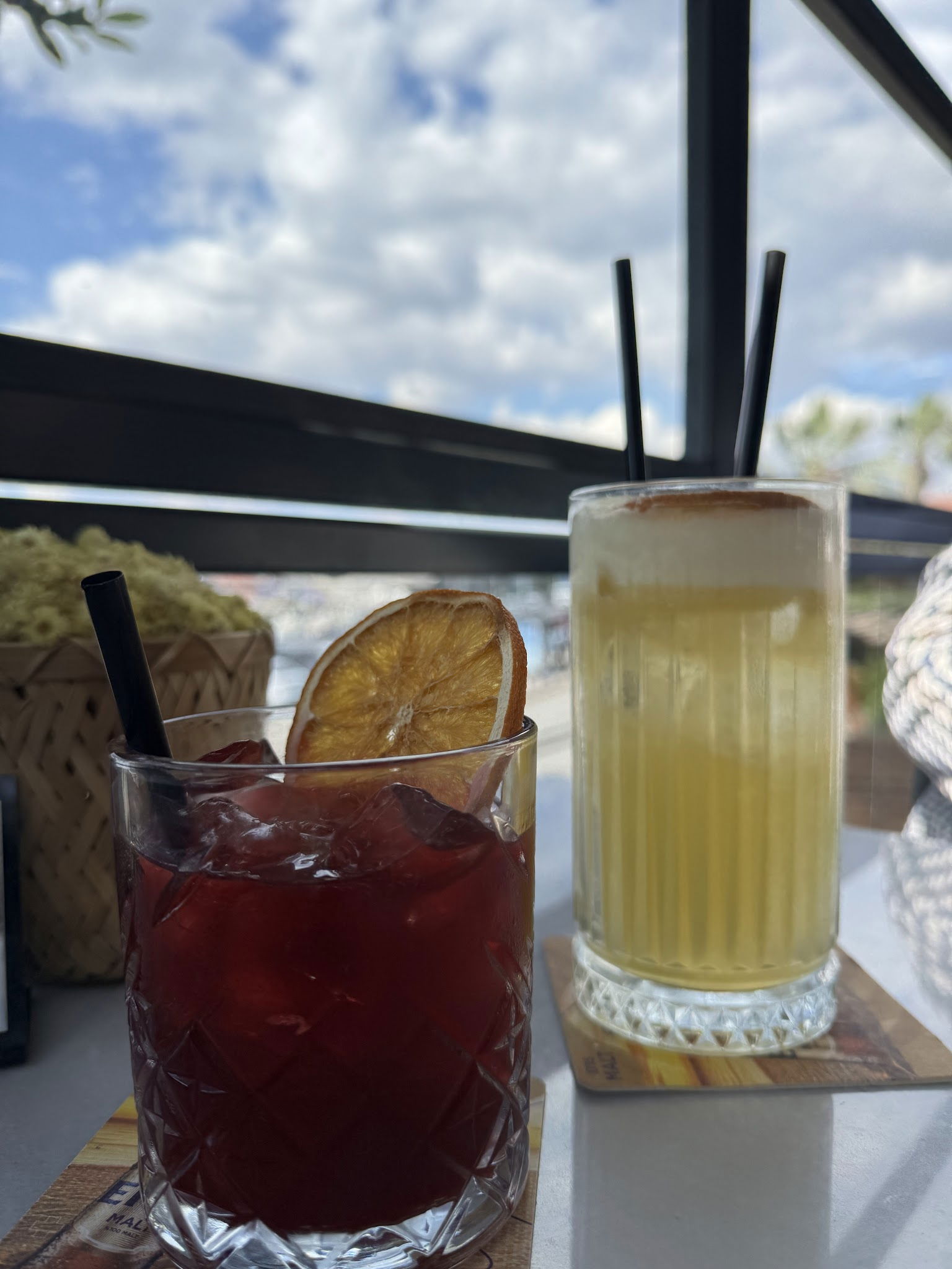 'Dut Restaurant Cafe Bar