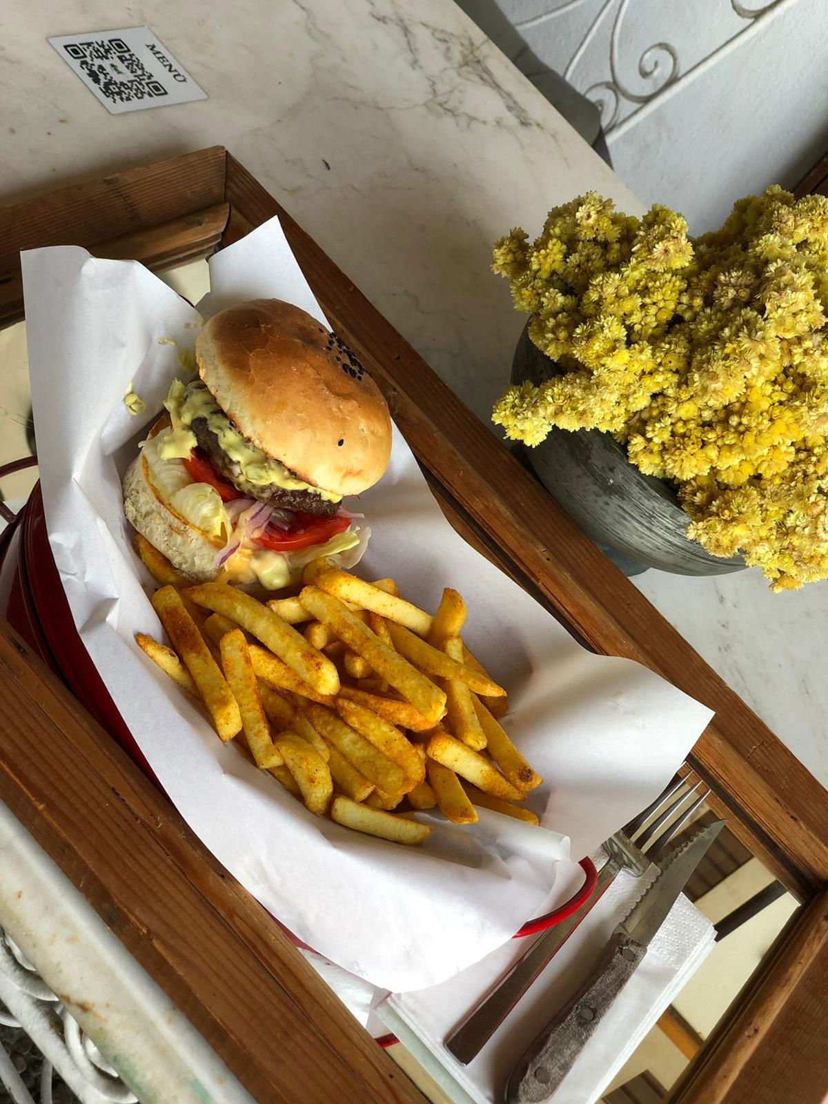 'Dut Restaurant Cafe Bar