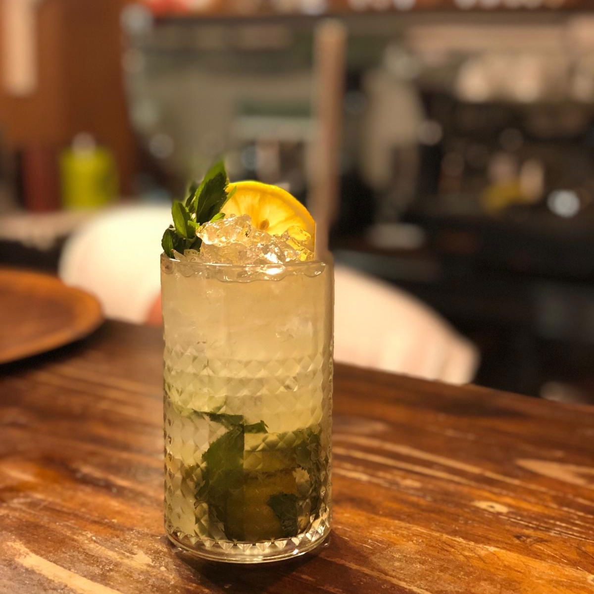 'Dut Restaurant Cafe Bar