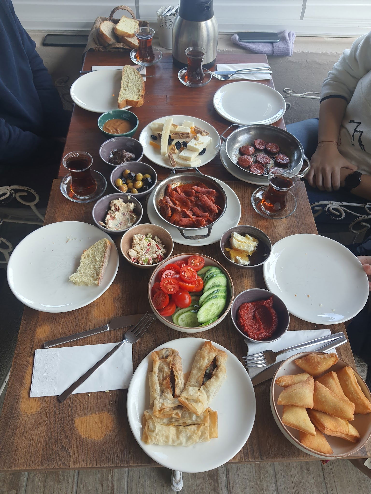 'Dut Restaurant Cafe Bar