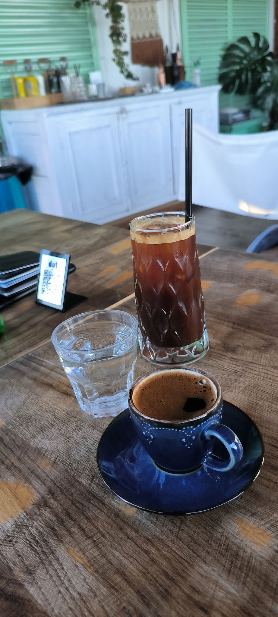 'Dut Restaurant Cafe Bar