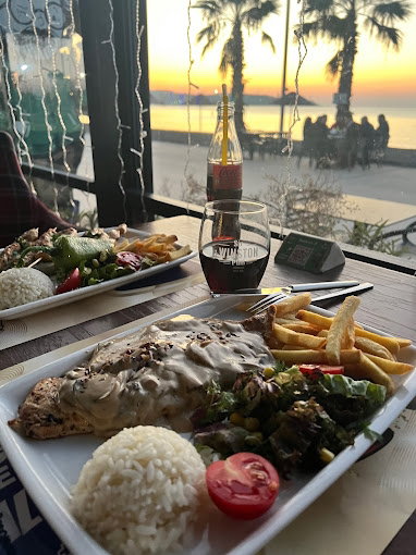 Sir Winston Cafe Pub Aliağa
