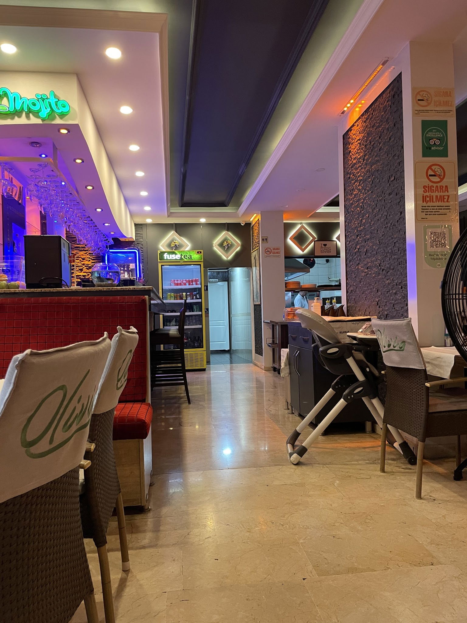 Olivia Gourmet Restaurant & Cafe Bar