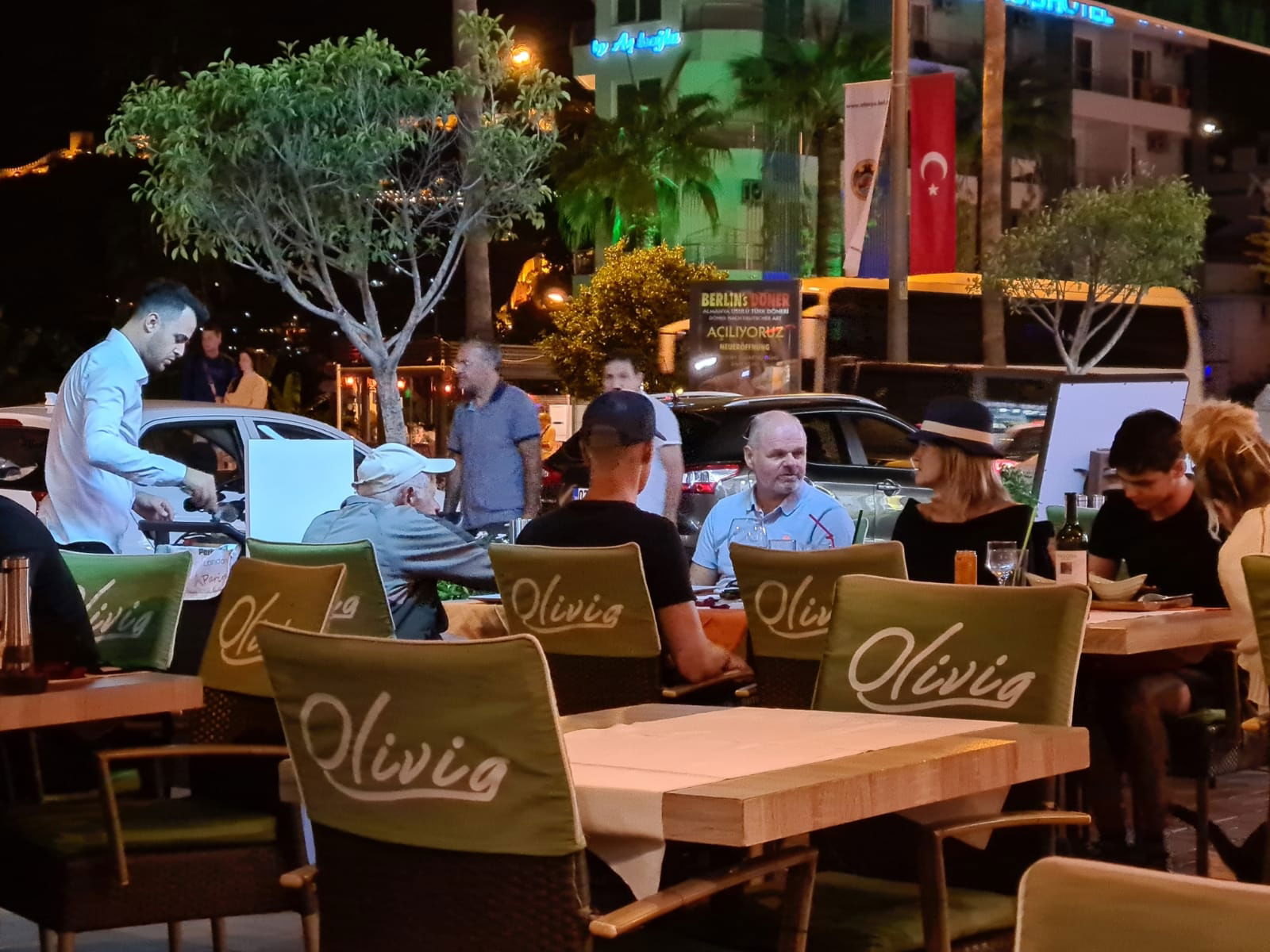 Olivia Gourmet Restaurant & Cafe Bar