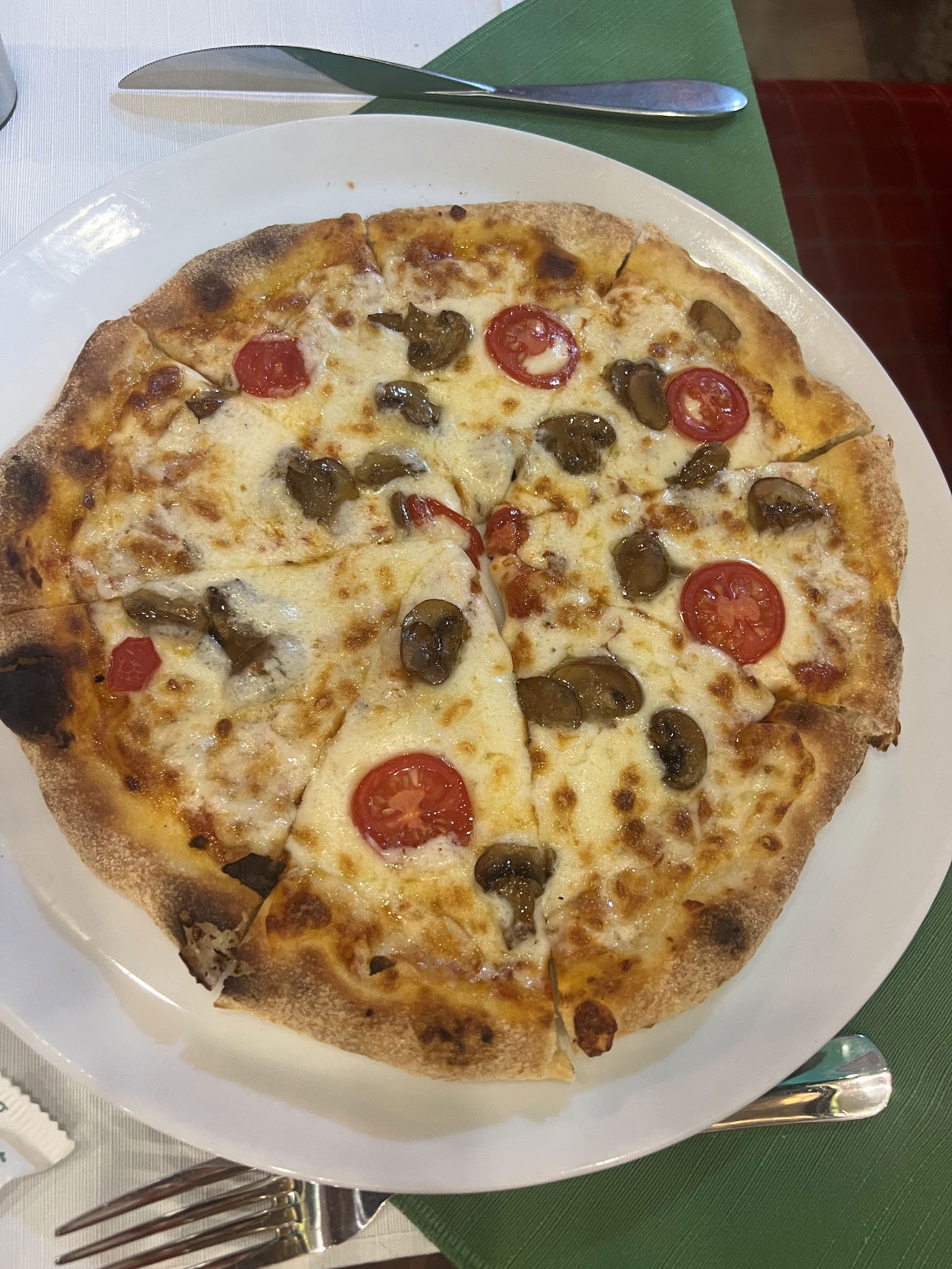 Olivia Gourmet Restaurant & Cafe Bar