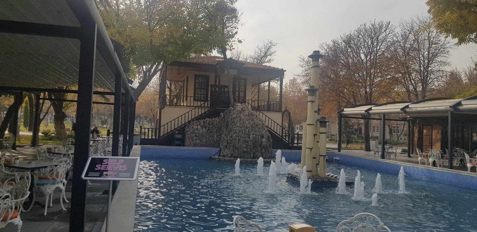 Tarihi Dede Köşkü