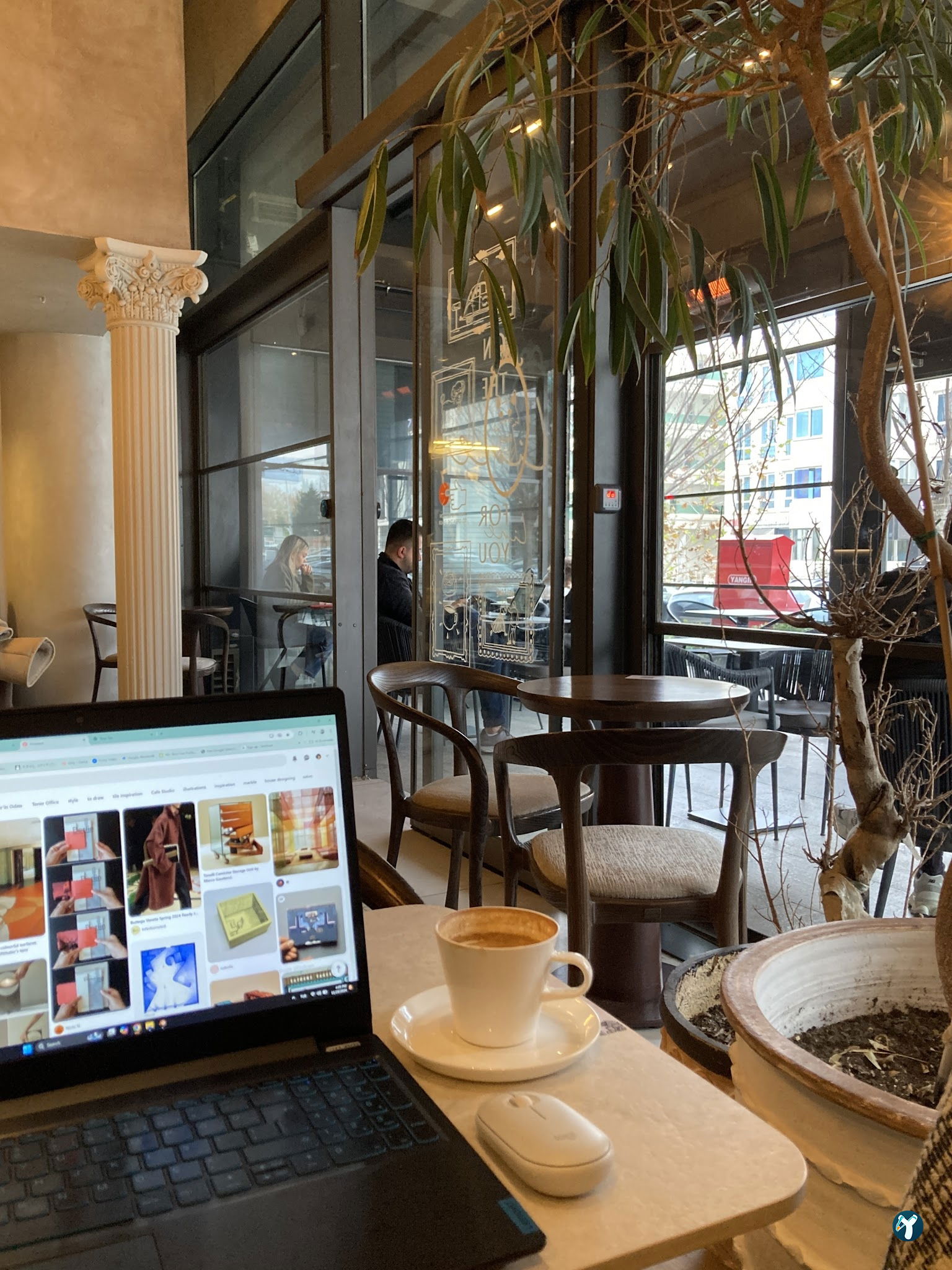 Line Coffee - Maidan