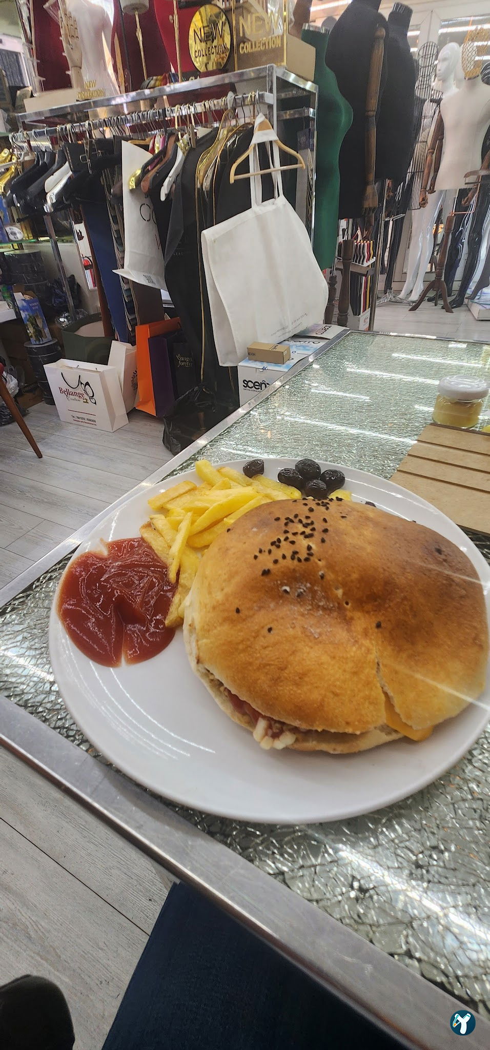 Orkide Cafe