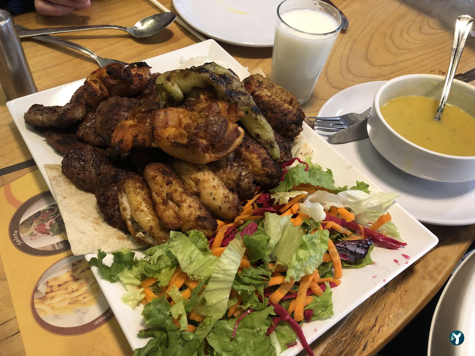 Ormanci Mangal Köfte Kanat