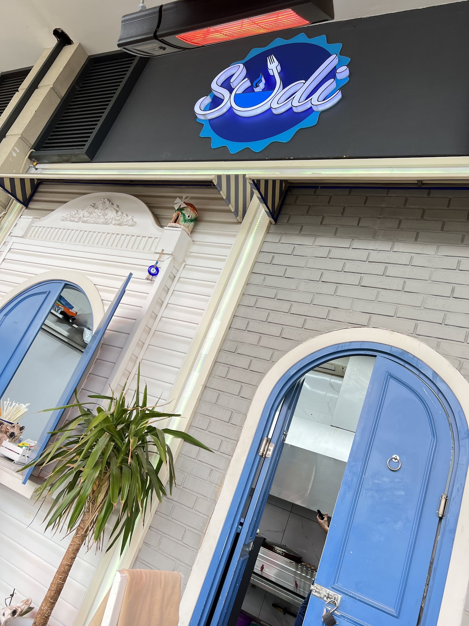 Sudi Iranian Restaurant
