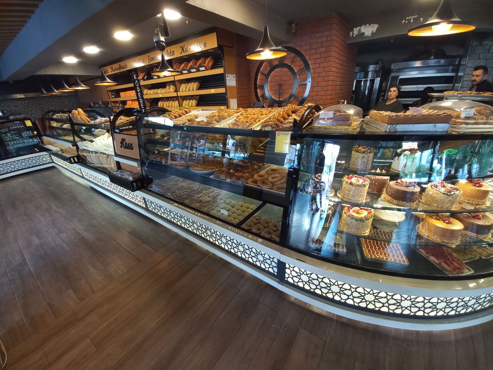 Köşedeki Fırın Cafe