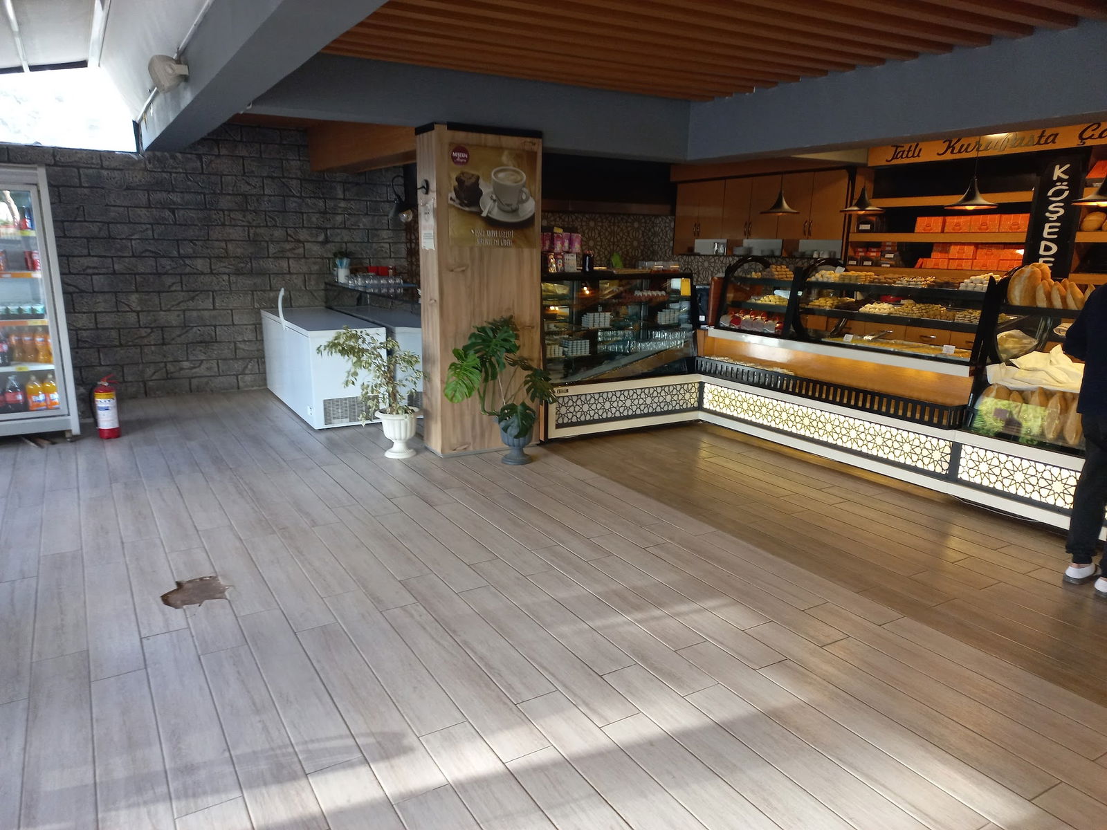 Köşedeki Fırın Cafe